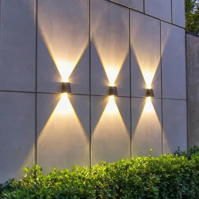 LED applique murale solaire extérieure haut et bas lampe de jardin lumineuse Villa cour porche rue é