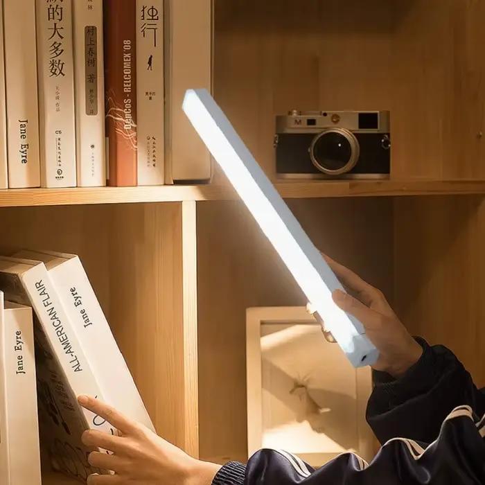 Type C LED Rechargeable veilleuse PIR capteur de mouvement sous armoire lampe pour cuisine armoire c