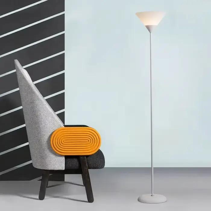 Lampadaire LED créatif, corps de lampe noir et blanc, adapté à l'éclairage intérieur, lampe décorati