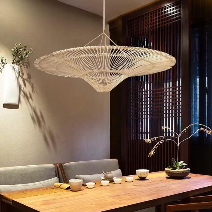 Plafonnier Suspendu en Rotin Fait à la Main, Luminaire Décoratif d'Nik, Idéal pour un Salon, un Rest