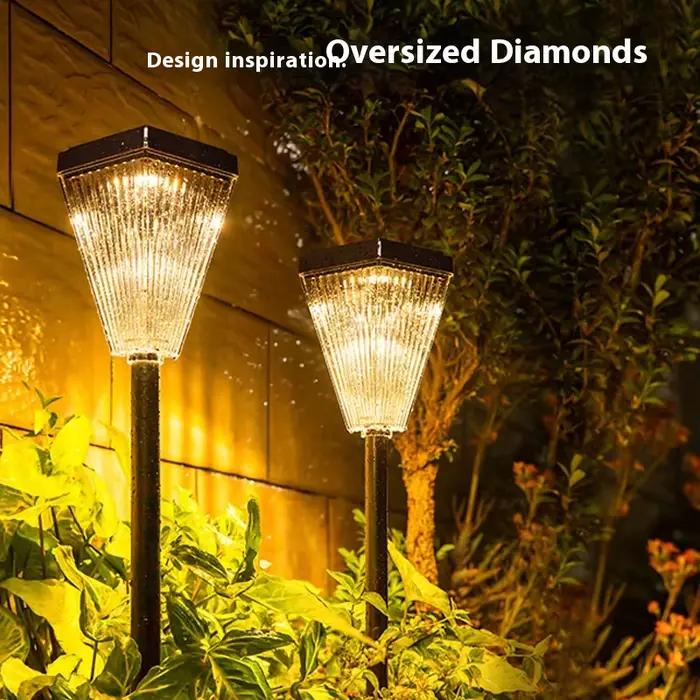 Lampes solaires pour la maison, l'éclairage d'ambiance de villa et de cour, lampes de jardin extérie