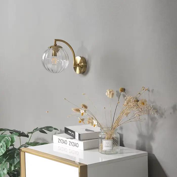 Applique murale LED moderne chevet