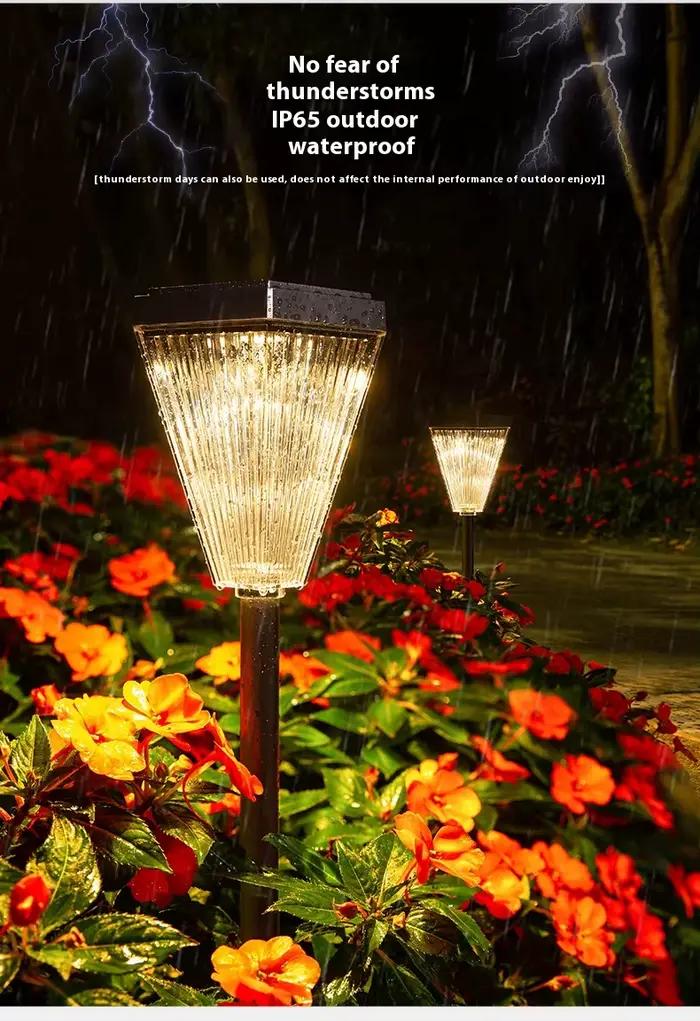 Lampes solaires modernes en acier inoxydable pour éclairage d'ambiance extérieur, haute luminosité, résistantes à l'eau et à la poussière, idéales pour les soirées en plein air et les vacances