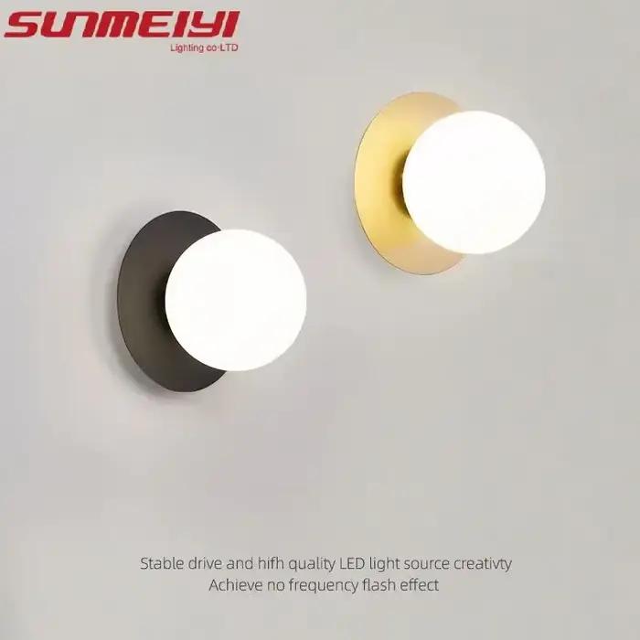 Lampe murale de chevet moderne
