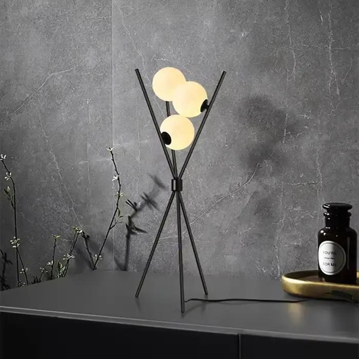 ArtSub-Lampadaire Nordique Noir avec Trépied