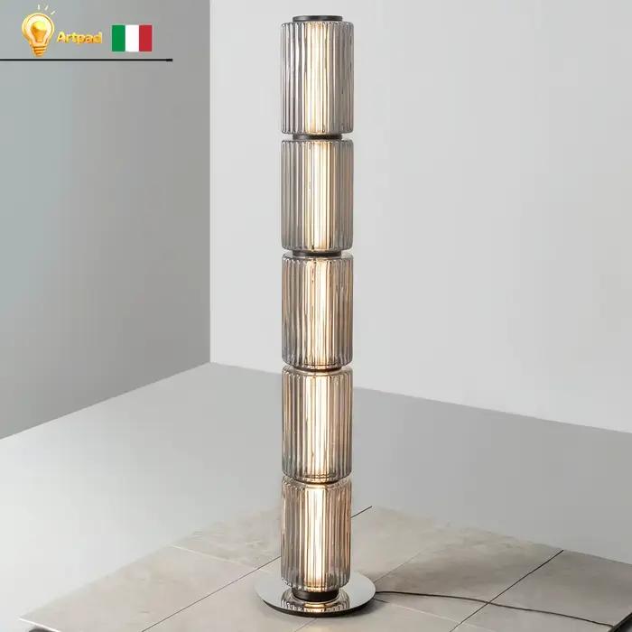 Lampe sur pied en verre design italien pour salon