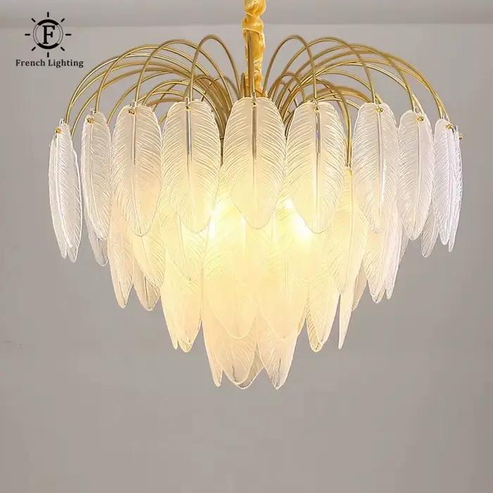 Plafonnier LED en verre au design moderne