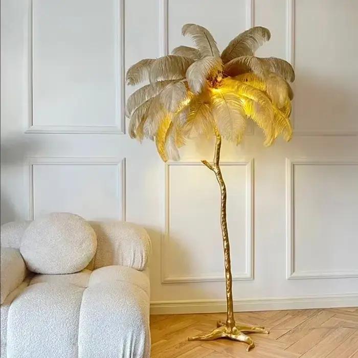 Lampe sur pied en plumes d'autruche moderne avec abat-jour en résine cuivrée pour éclairer et décorer salon chambre et salle de diffusion en direct