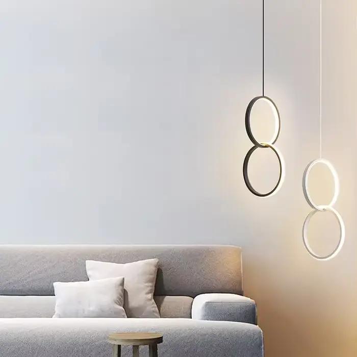 Plafonnier LED suspendu composé d'anneaux, design moderne, luminaire décoratif d'intérieur, idéal pour un salon, un bar ou un restaurant