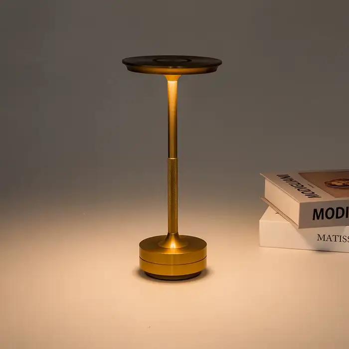Lampe de table sans fil Nodic pour chambre à coucher