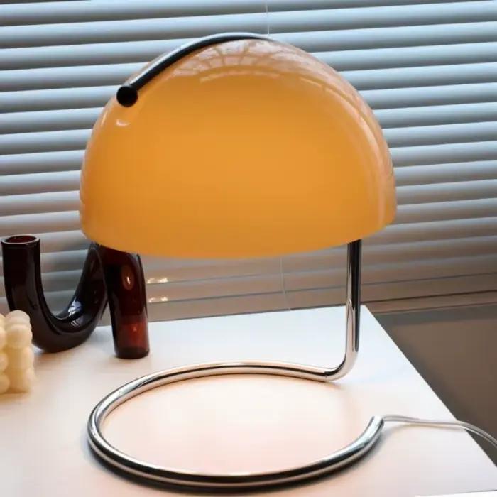 Lampe de chevet en verre Bauhaus