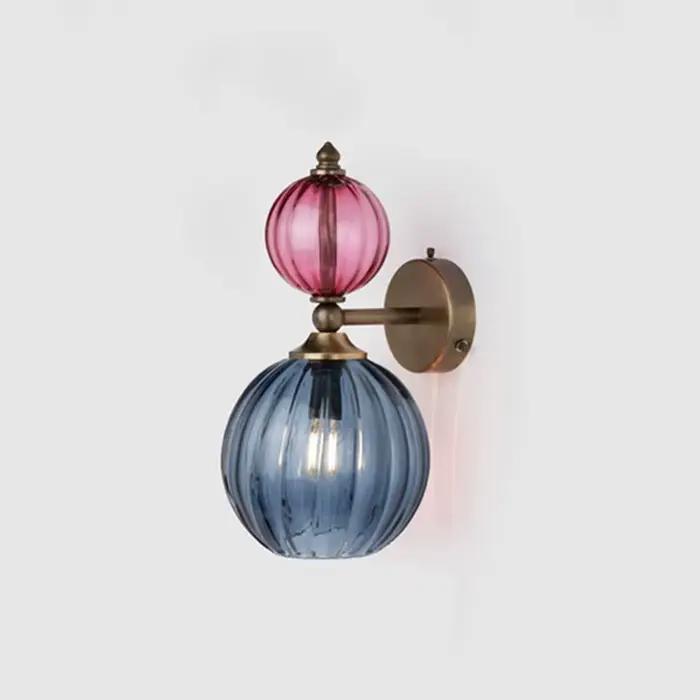 Appliques murales boule de verre vintage