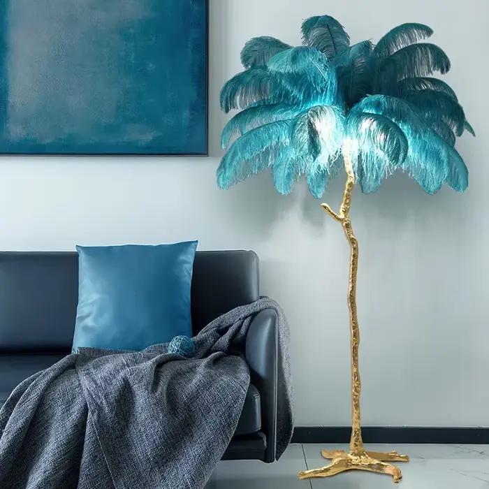 Lampe sur pied en plumes d'autruche moderne avec abat-jour en résine cuivrée pour éclairer et décorer salon chambre et salle de diffusion en direct
