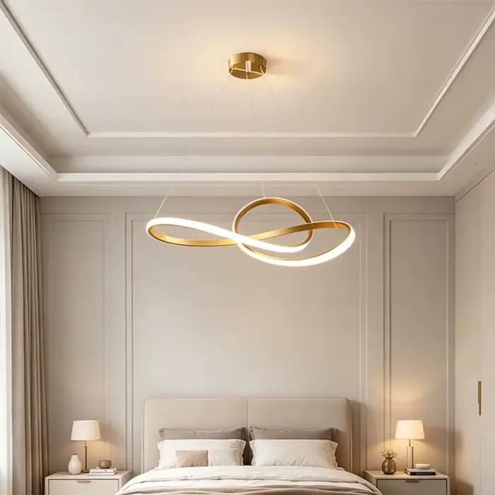 Lampe suspendue LED dorée/noire