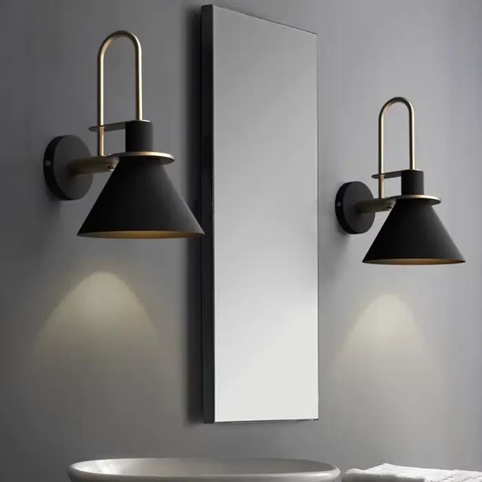Applique murale moderne industrielle en fer