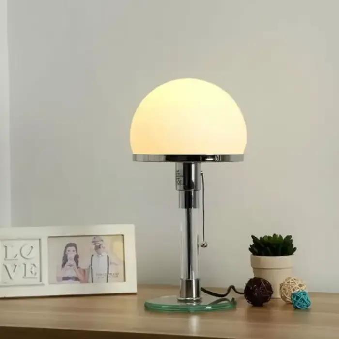 Lampe Bauhaus blanche, lampe de table