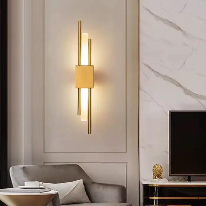 Applique Murale LED Rechargeable au Design Nordique Moderne, Luminaire Décoratif d'Nik, Idéal pour une Chambre à Coucher, un Salon ou des Escaliers