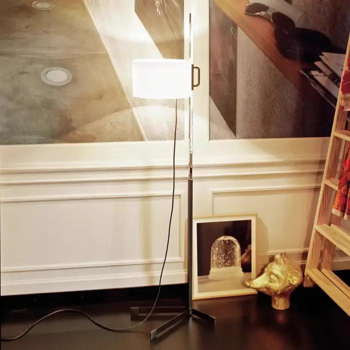 Lampadaire de designer espagnol avec ampoule