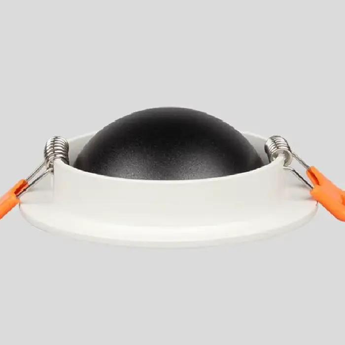 Spot lumineux LED encastrable à intensité variable