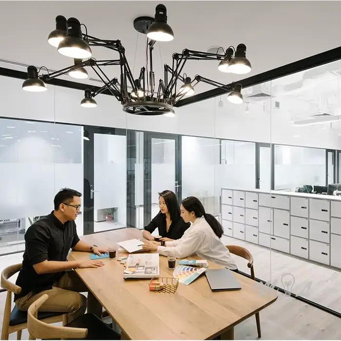 Lampe Suspendue en Forme d'Araignée Extensible au Design Moderne, Luminaire Décoratif d'Nik, Idéal pour un Salon, un Bureau, un Hall d'Hôtel ou une Chambre à Coucher
