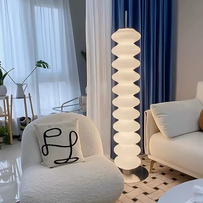 Lampadaire d'angle LED créatif