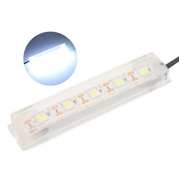Lumière LED d'aquarium USB, lumière blanche légère en plastique pour plantes d'aquarium d'intérieur