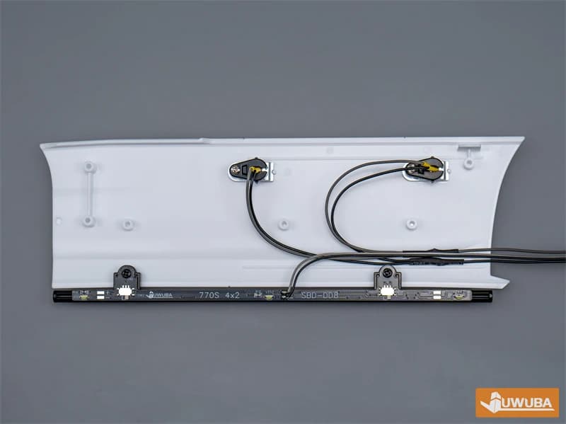 Bande lumineuse latérale en plastique 3-7V, pour camion tracteur 1:14 TAMIYA 4X2 RC 770S 56379, cami