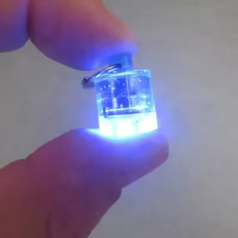 Mini lampe d'attraction de pêche, leurre lumineux LED clignotant, appât de calmar, outils de pêche