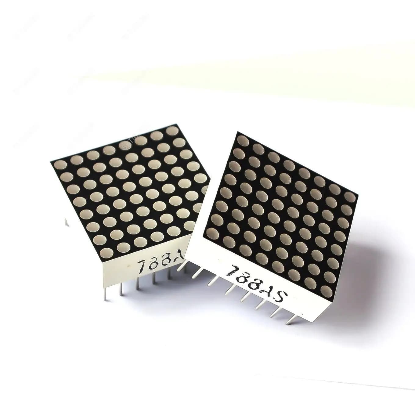 Kit électronique d'affichage LED Mini Dot Matrix, tube numérique d'anode commune rouge, 16 broches, 