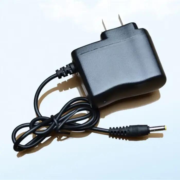 Chargeur de lampe frontale chargeur de lampe de poche le chargeur DC pour lampe de poche LED 18650 c
