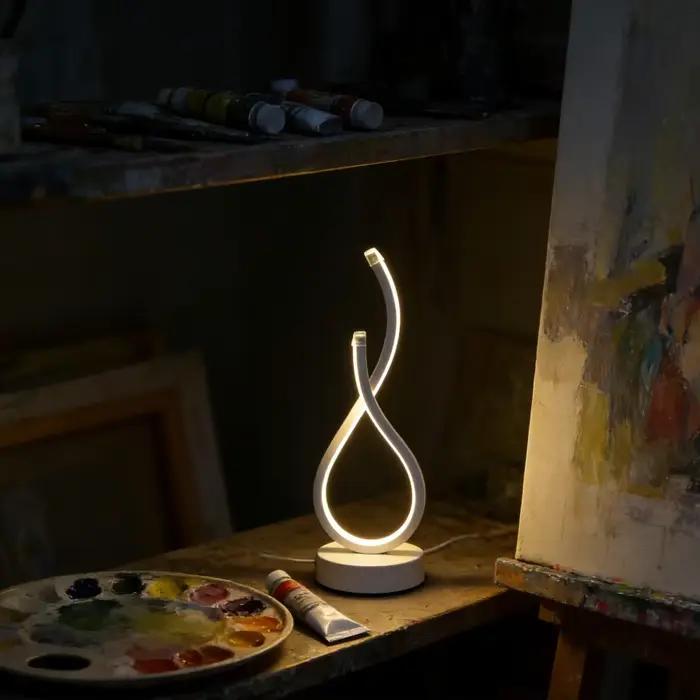 Lampe de bureau créative moderne et élégante avec geste d'amour blanc, alimentation USB, éclairage t
