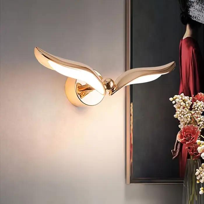 Lampe murale LED créative en forme de mouette dorée pour chambre à coucher salon nordique élégance moderne à offrir