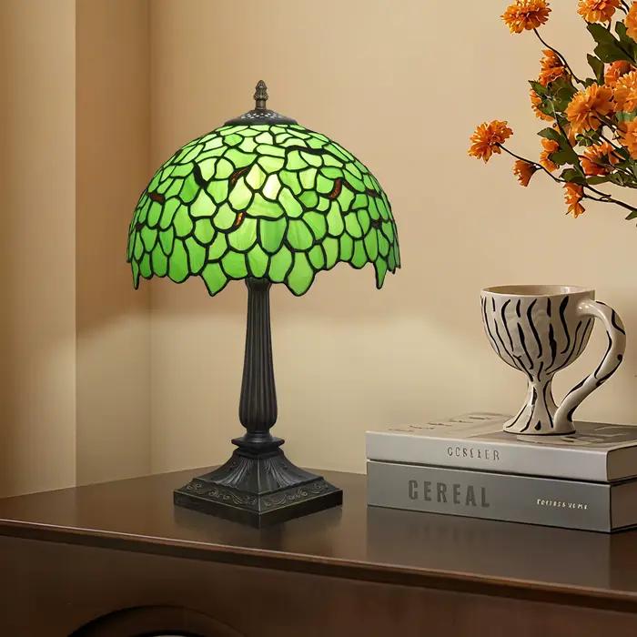 Lampe de table style Tiffany, lampe de bureau vintage en verre teinté, lumière de lecture de chevet vert glycine, décoration pour chambre, salon, maison, bureau
