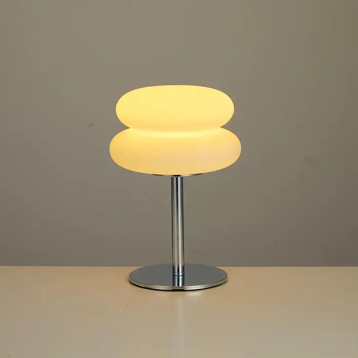 Lampe de table champignon abat-jour en plastique lampe de table crème française nordique prise USB lampe de chevet de chambre à coucher à gradation à 9 niveaux (pas du verre)