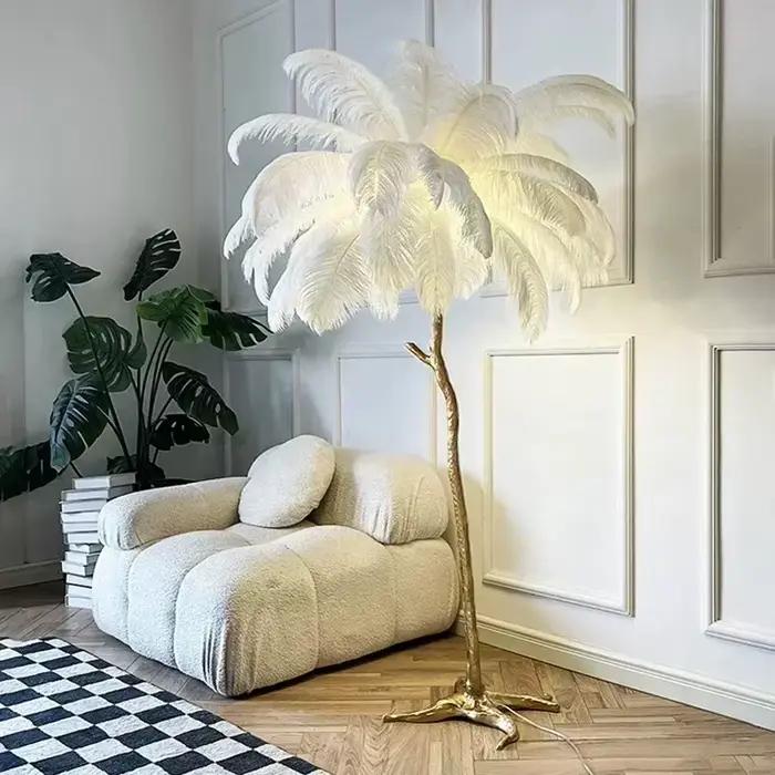 Lampadaire nordique en plumes d'autruche modernes pour salon romantique et élégant chambre à coucher entrée éclairage doux et enveloppant design artisanal tricoté à la main