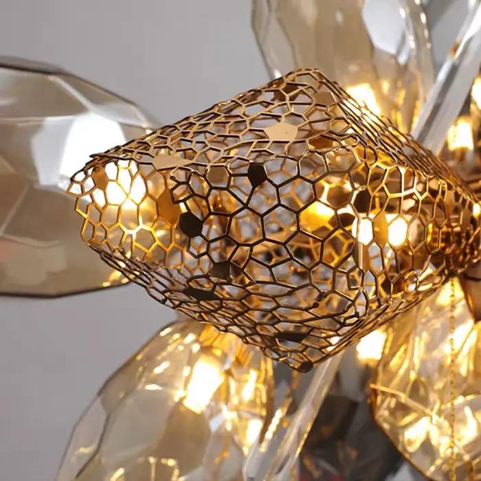 Lustre suspendu en cristal au design artistique, design italien moderne, idéal pour un salon