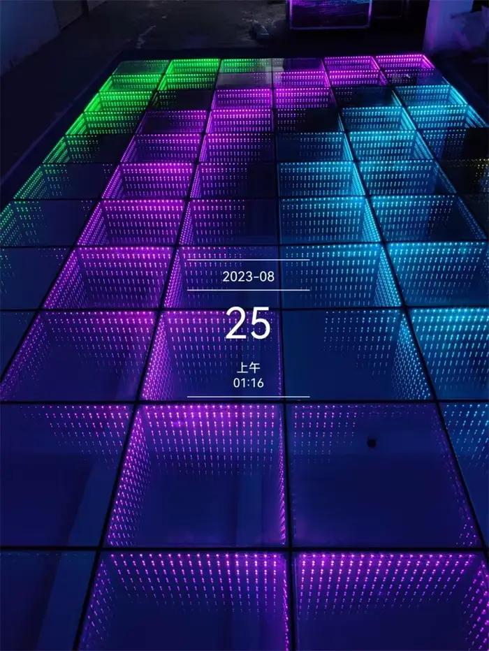 Piste de danse magnétique à LED