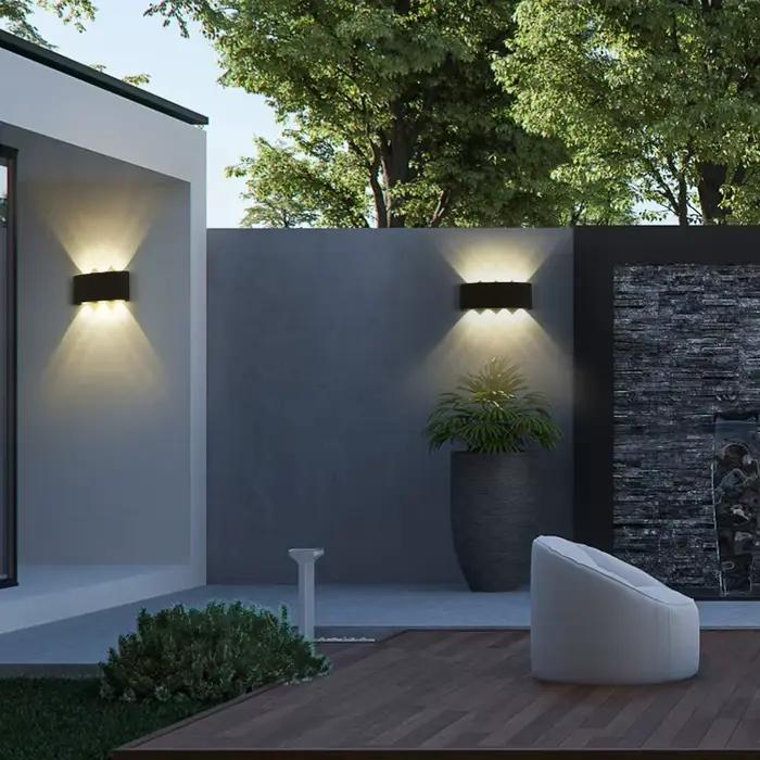 Applique murale LED éclairante vers le haut et vers le bas