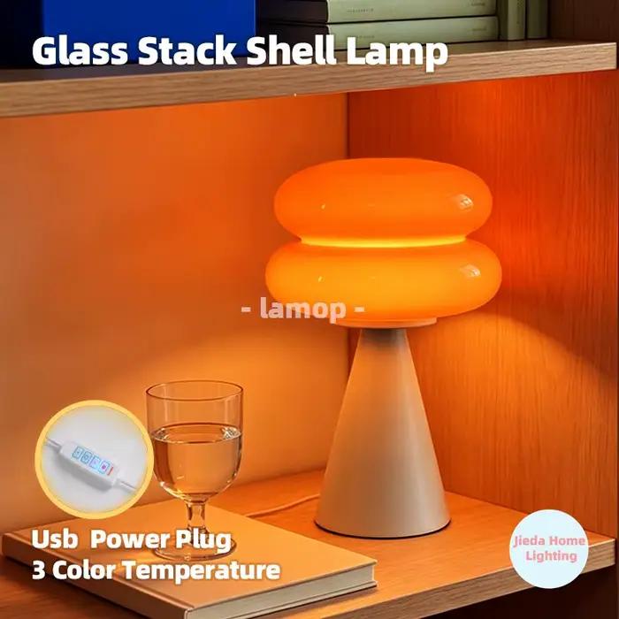 Lampe de table en verre à coquilles superposées