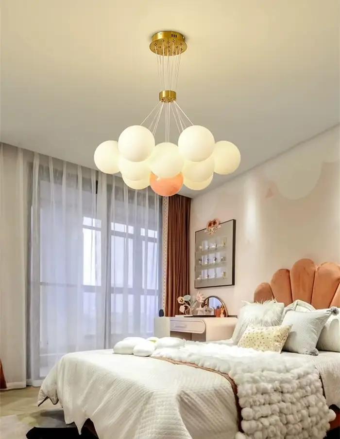 Plafonnier LED suspendu en forme de lune, design nordique, impression 3D, luminaire décoratif d'intérieur, idéal pour un salon, une chambre d'enfant ou une chambre à coucher