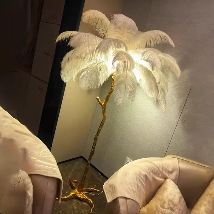 Lampadaire nordique en plumes d'autruche modernes pour salon romantique et élégant chambre à coucher entrée éclairage doux et enveloppant design artisanal tricoté à la main