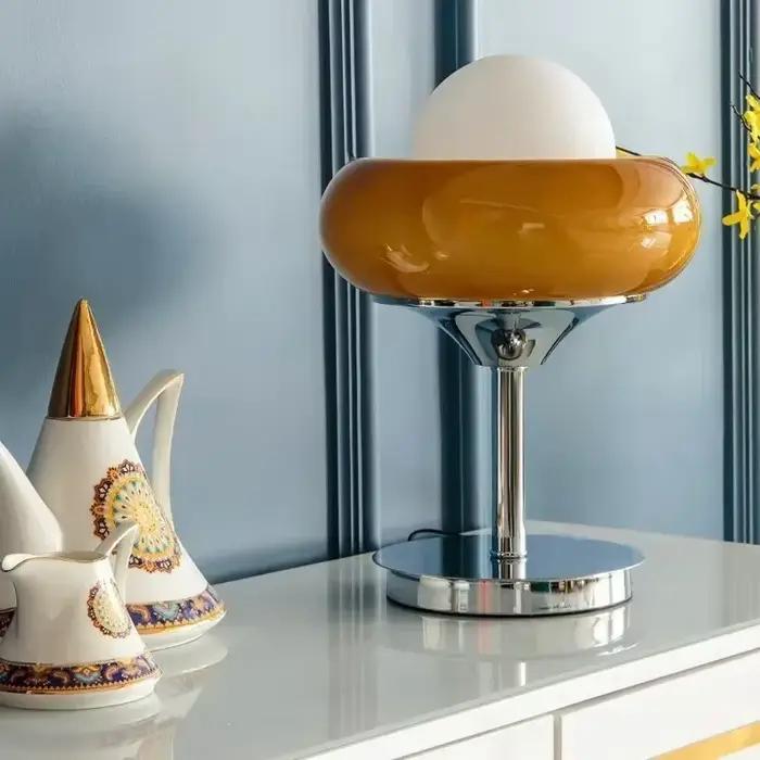 Lampe de table rétro LED en verre et métal moderne pour salon et chambre à coucher