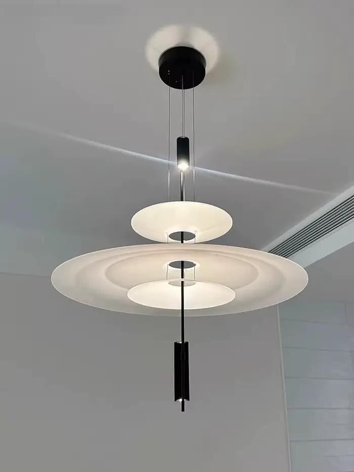 Suspension LED italienne Flamingo moderne en chrome poli pour éclairage de plafond et table basse à utiliser dans salon, chambre, restaurant