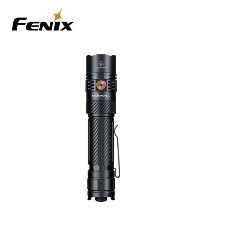 Lampe de poche tactique MULTI-MODE FENIX PD36R ACE 3000 lumens avec une batterie 5000mAh