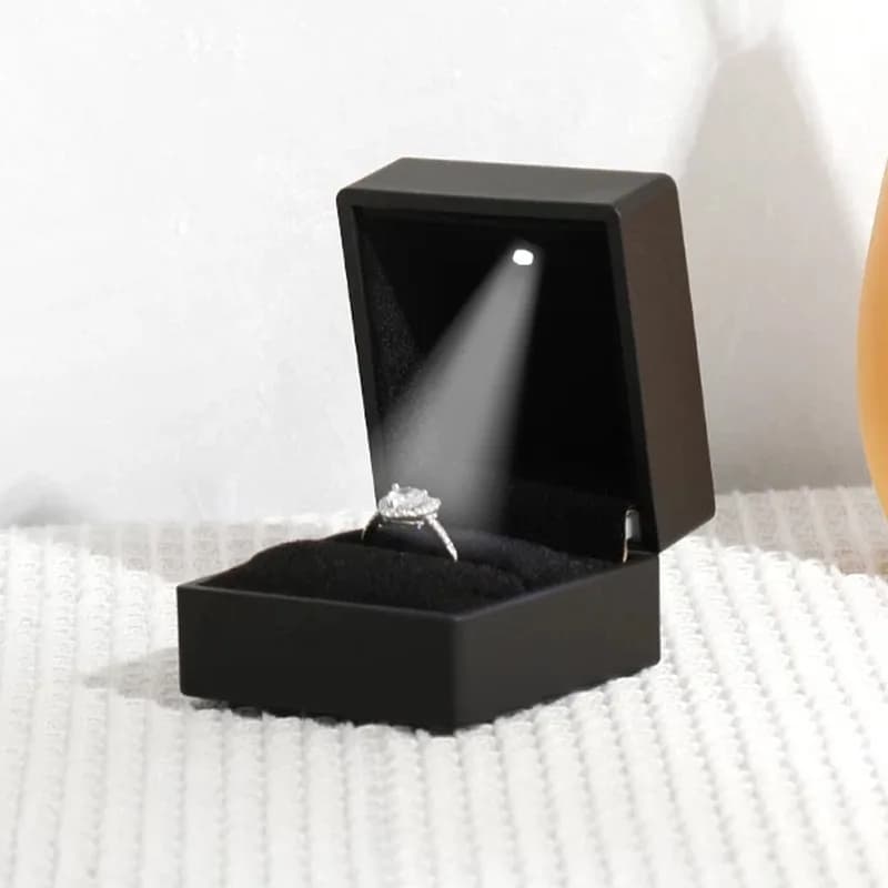 Boîte à bagues LED avec lumière, présentoir de rangement pour boucles d'oreilles et pendentifs, boît